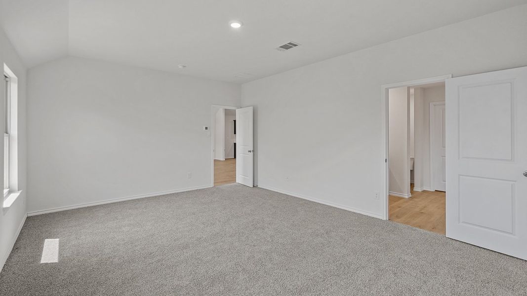 Spacious, unfurnished interior of a new home in Bluff Springs, Ferris (Image 18). Spacious, unfurnished interior of a new home in Bluff Springs, Ferris (Image 18).