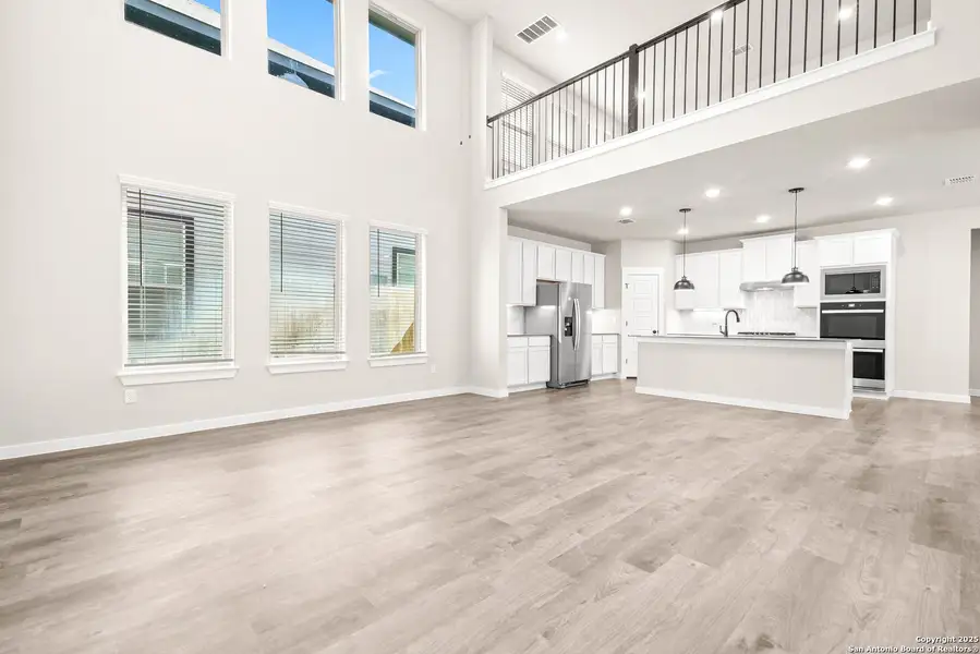 Spacious, unfurnished interior of a new home in Morgan Meadows, San Antonio (Image 15). Spacious, unfurnished interior of a new home in Morgan Meadows, San Antonio (Image 15).