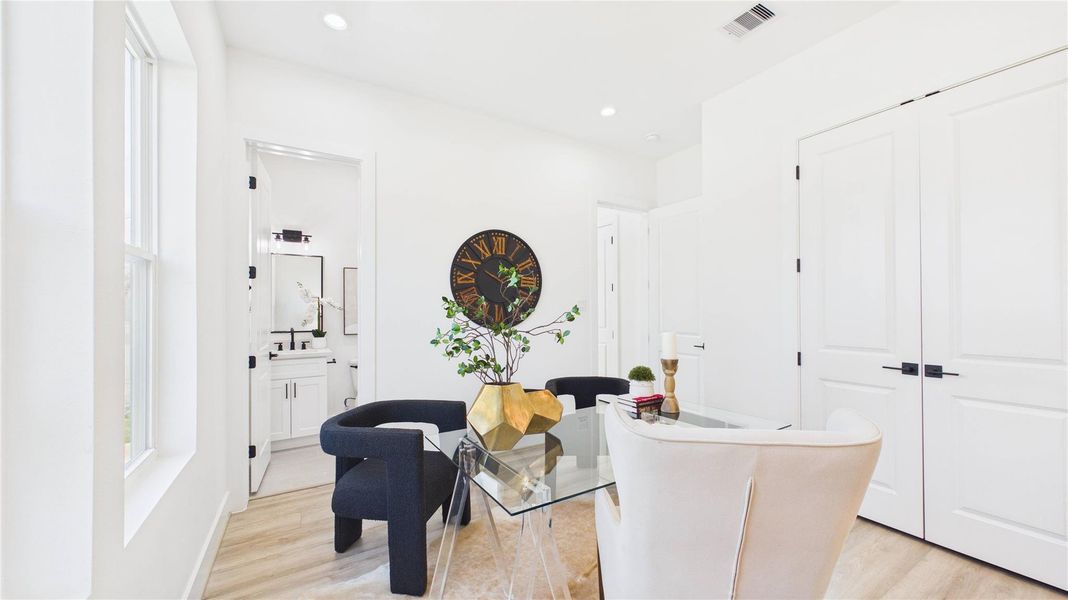 Furnished interior view inside a new home in , Houston (Image 40). Furnished interior view inside a new home in , Houston (Image 40).