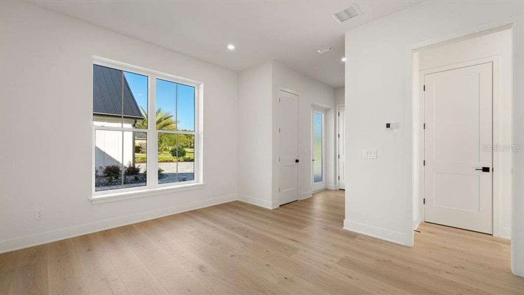 Spacious, unfurnished interior of a new home in , Port Orange (Image 59).