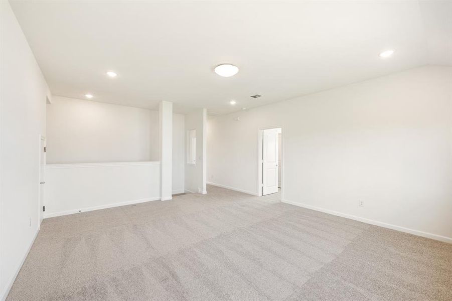 Spacious, unfurnished interior of a new home in ArrowBrooke Elements, Aubrey (Image 24). Spacious, unfurnished interior of a new home in ArrowBrooke Elements, Aubrey (Image 24).