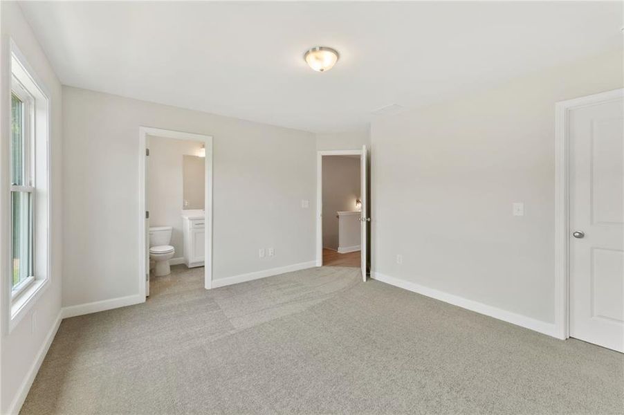 Spacious, unfurnished interior of a new home in Townes at South Main, Kennesaw (Image 11). Spacious, unfurnished interior of a new home in Townes at South Main, Kennesaw (Image 11).