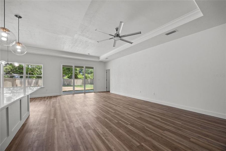 Spacious, unfurnished interior of a new home in , Gainesville (Image 18).