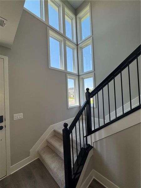 Spacious, unfurnished interior of a new home in Twin Lakes, Hoschton (Image 15).