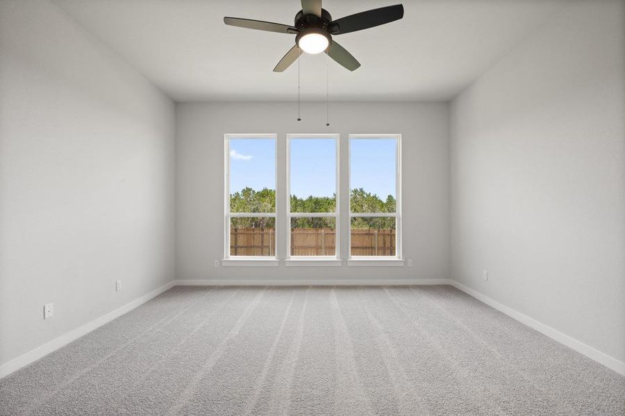 Spacious, unfurnished interior of a new home in Heritage, Dripping Springs (Image 19).