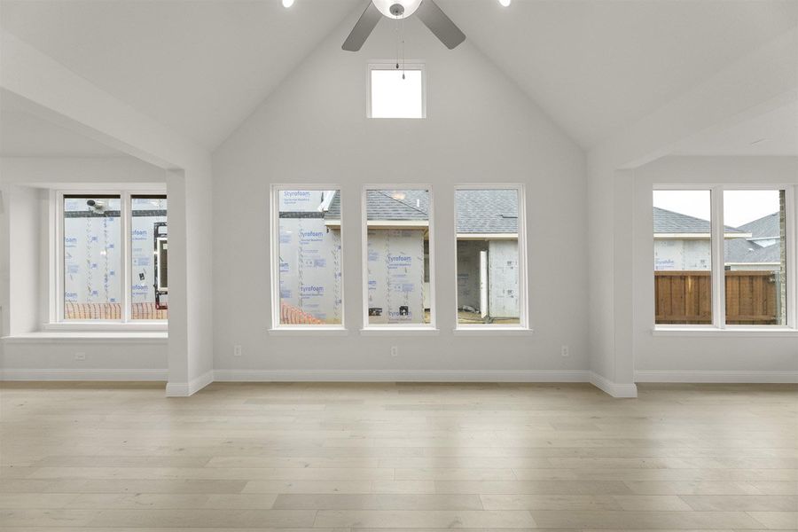 Representative unfurnished interior of a home built from the Campion by Pacesetter Homes in La Terra at Uptown Celina, Celina (Image 23).