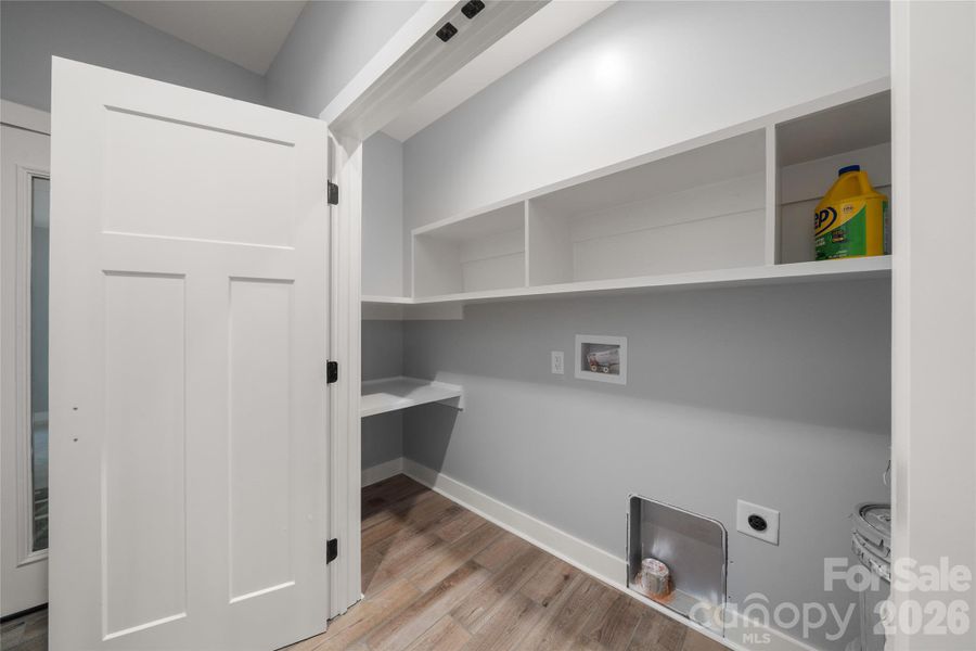 Spacious, unfurnished interior of a new home in , Candler (Image 35).