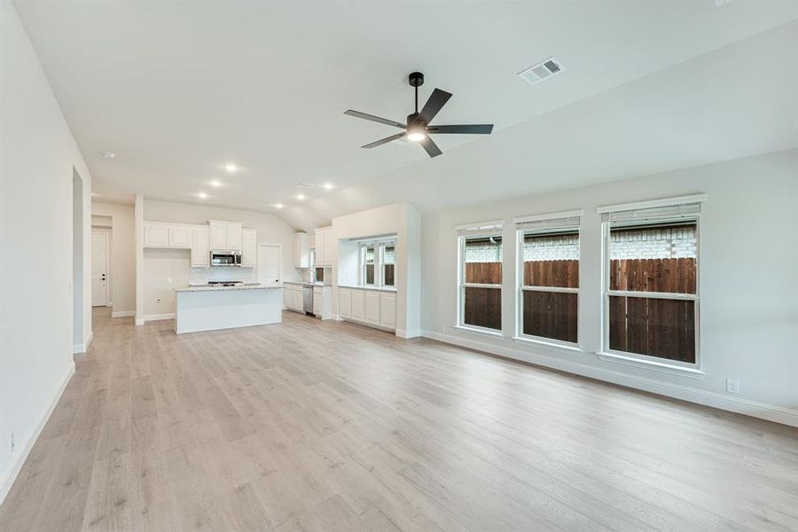 Spacious, unfurnished interior of a new home in East Oak Creek 60-65, Commerce (Image 24). Spacious, unfurnished interior of a new home in East Oak Creek 60-65, Commerce (Image 24).