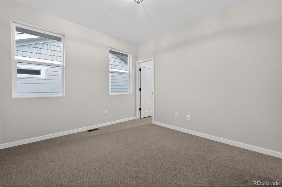 Spacious, unfurnished interior of a new home in Arras Park, Thornton (Image 16).