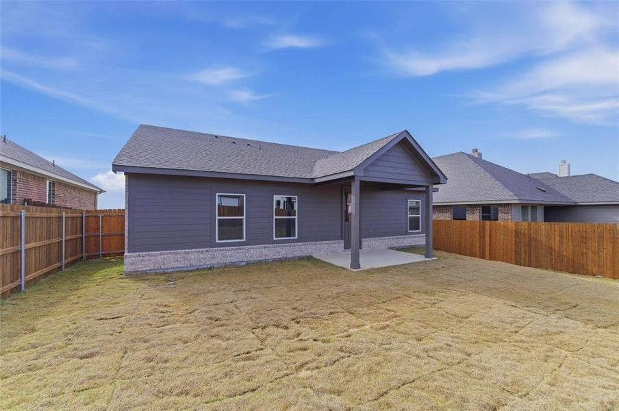 Exterior details and patio area of a home in Liberty Pointe, Gainesville (Image 18).
