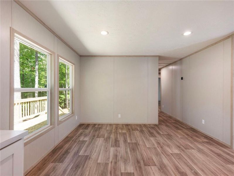 Spacious, unfurnished interior of a new home in , Gainesville (Image 24).