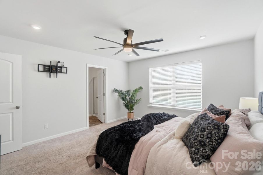 Furnished interior view inside a new home in , Monroe (Image 20).