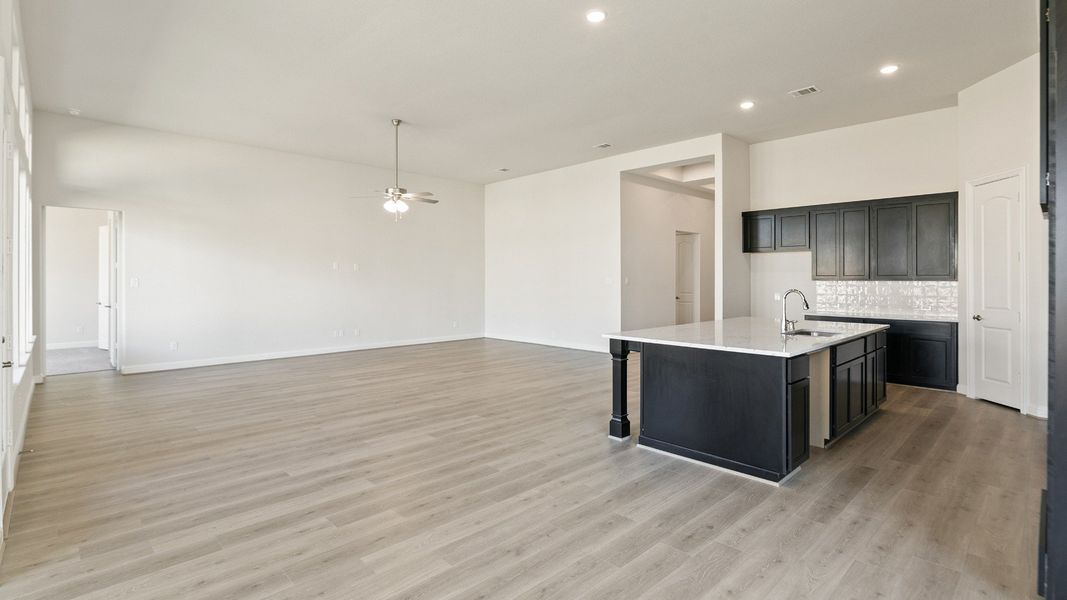 Representative furnished interior of a home built from the Yale by DRB Homes in Brookewater, Rosenberg (Image 9).
