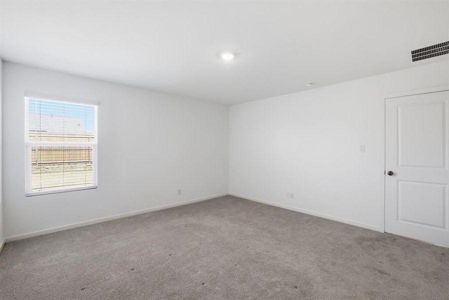 Spacious, unfurnished interior of a new home in Falcon Heights, Forney (Image 16).