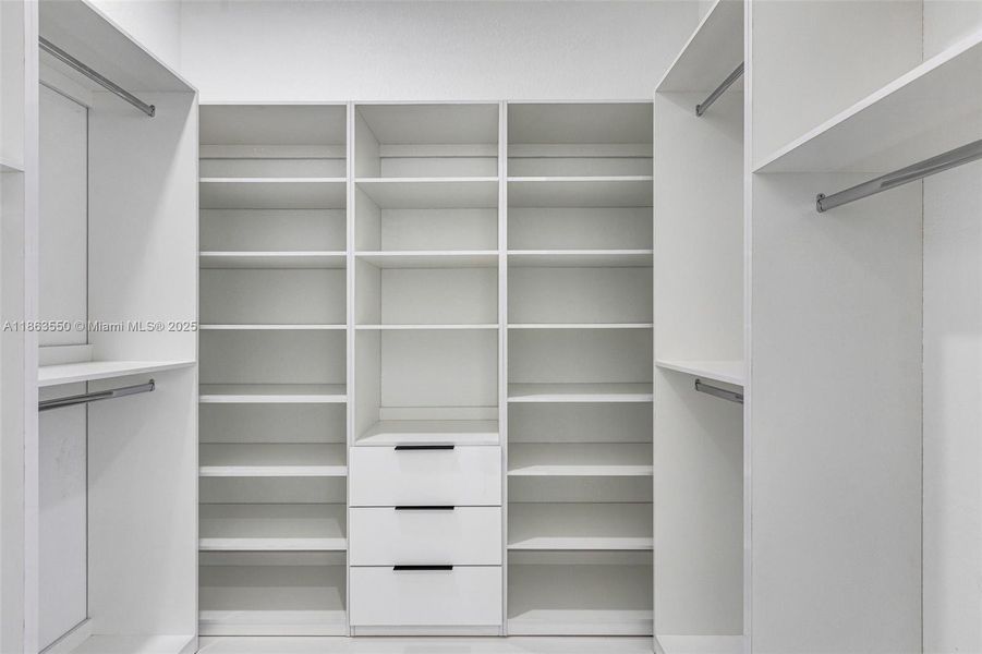 Furnished interior view inside a new home in , Cape Coral (Image 3). Furnished interior view inside a new home in , Cape Coral (Image 3).