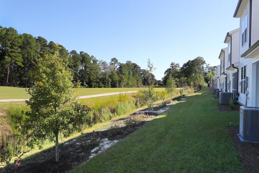 Exterior details and patio area of a home in Bally Castle, Murrells Inlet (Image 21).