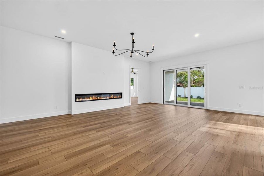 Spacious, unfurnished interior of a new home in , St. Petersburg (Image 16).