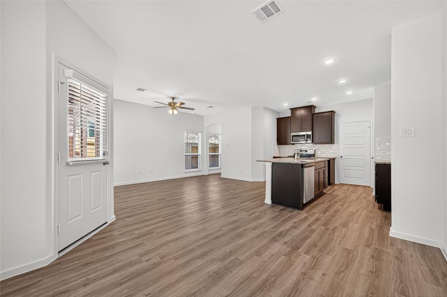 Image 44 of a home in Crosby Terrace.