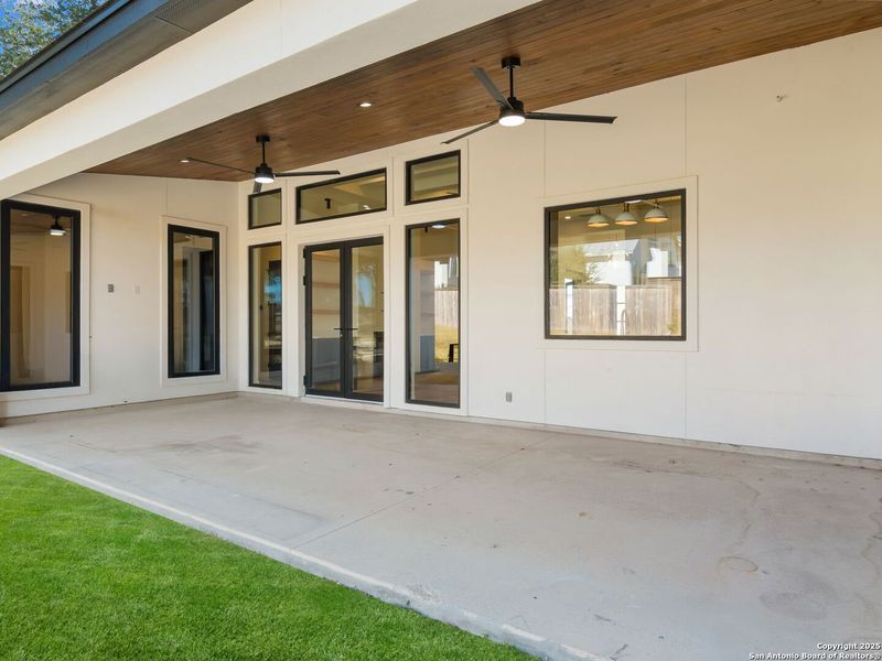 Exterior details and patio area of a home in , Boerne (Image 3).