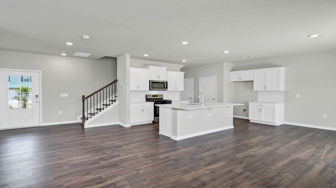 Representative unfurnished interior of a home built from the AISLE by D.R. Horton in Livingston Woods, Irmo (Image 13).