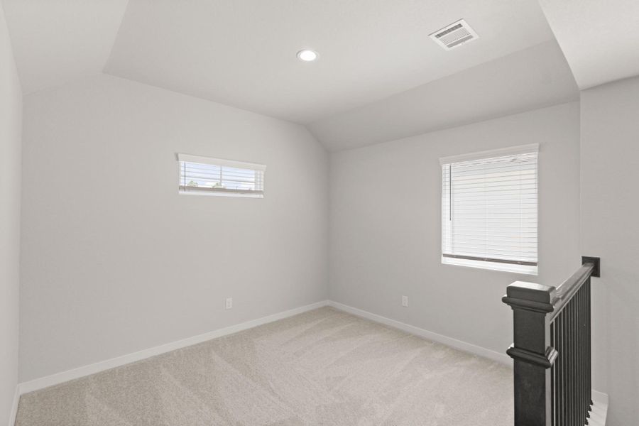 Spacious, unfurnished interior of a new home in Cypresswood Landing, Humble (Image 32). Spacious, unfurnished interior of a new home in Cypresswood Landing, Humble (Image 32).