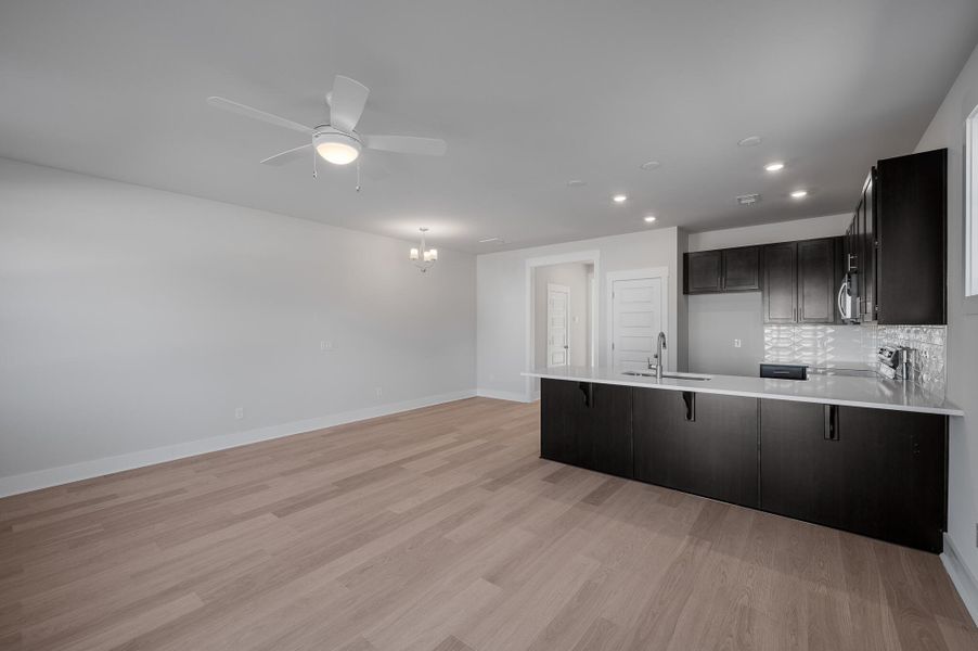 Spacious, unfurnished interior of a new home in Windward Townes, Goose Creek (Image 15).