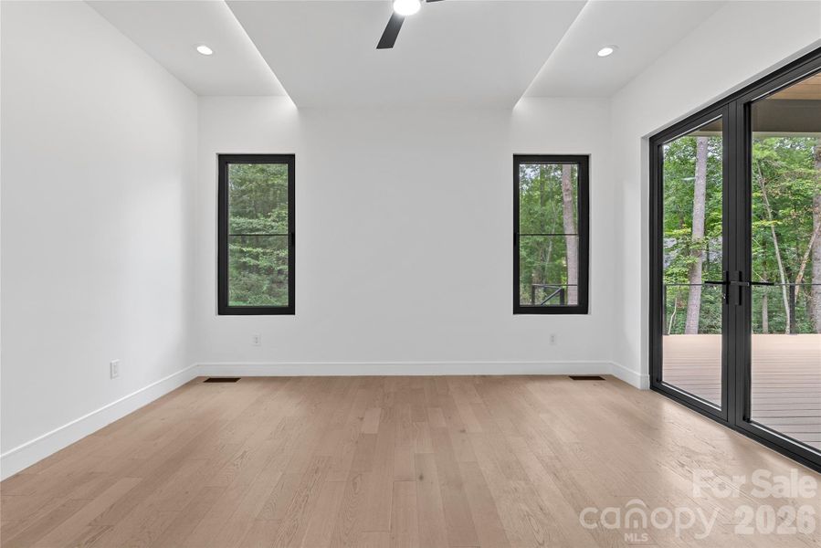 Spacious, unfurnished interior of a new home in , Arden (Image 18).