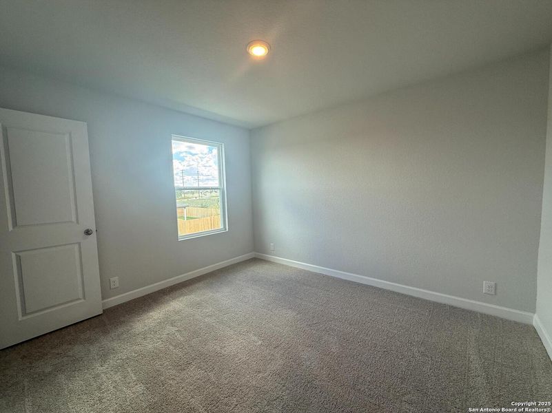 Spacious, unfurnished interior of a new home in The Summit at Saddlebrook Ranch 55's, Schertz (Image 23).