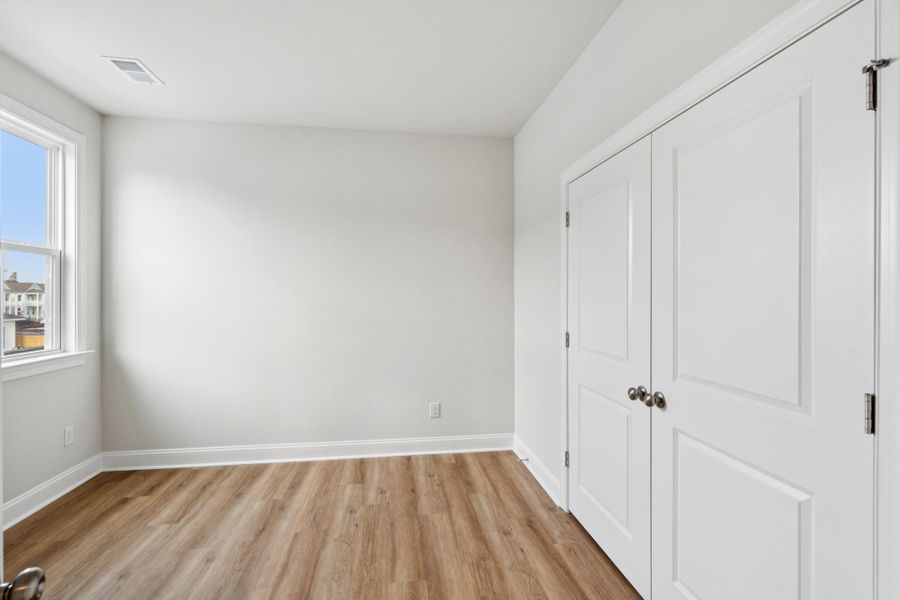 Spacious, unfurnished interior of a new home in Nexton, Summerville (Image 30).