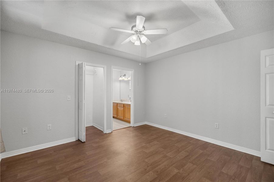 Spacious, unfurnished interior of a new home in , Ocala (Image 13).