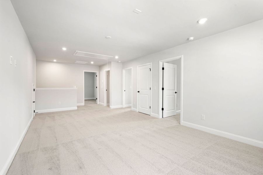 Spacious, unfurnished interior of a new home in Heartwood, Richmond Hill (Image 29).