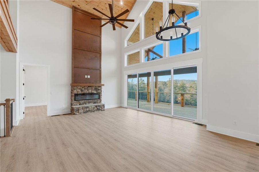 Spacious, unfurnished interior of a new home in , Ranger (Image 23).