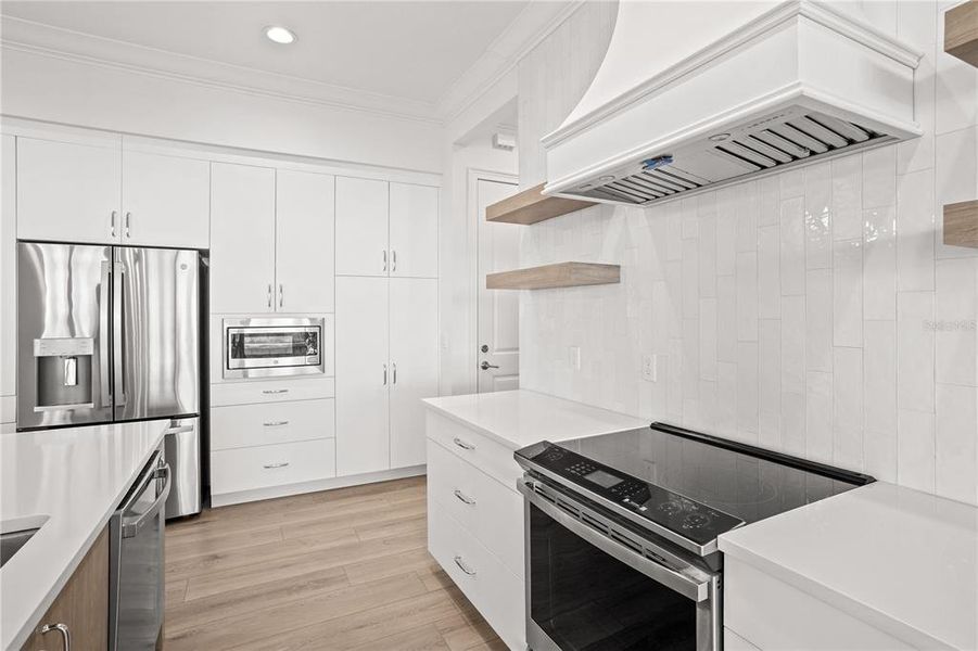 Furnished interior view inside a new home in , Apopka (Image 12).