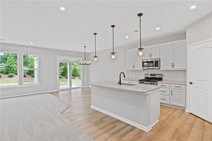 Furnished interior view inside a new home in Laurel Farms, Dallas (Image 16). Furnished interior view inside a new home in Laurel Farms, Dallas (Image 16).