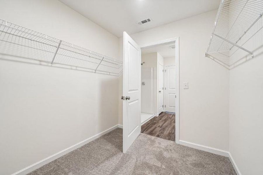 Spacious, unfurnished interior of a new home in Woodlake Landing, Hartwell (Image 12). Spacious, unfurnished interior of a new home in Woodlake Landing, Hartwell (Image 12).