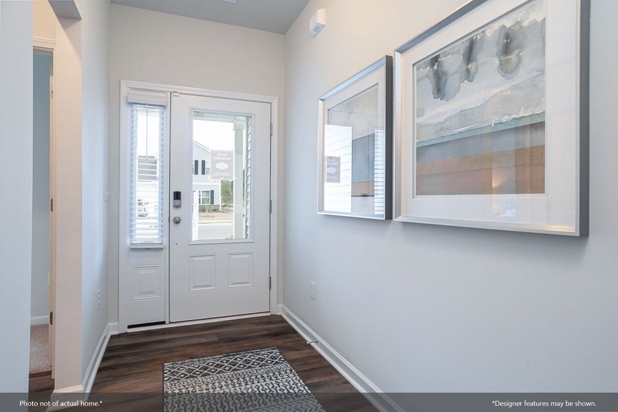 Spacious, unfurnished interior of a new home in Creekside Ridge, Batesburg-Leesville (Image 19).