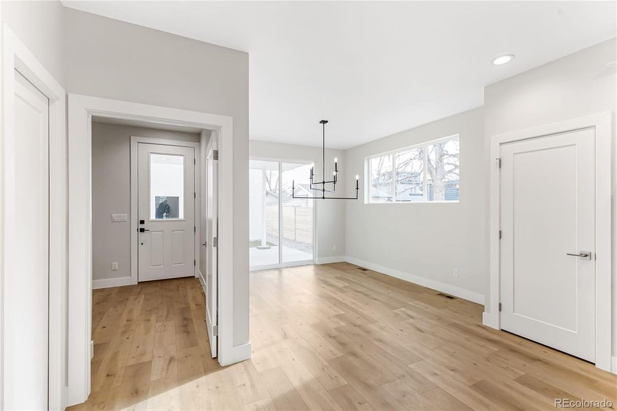 Spacious, unfurnished interior of a new home in , Englewood (Image 40).