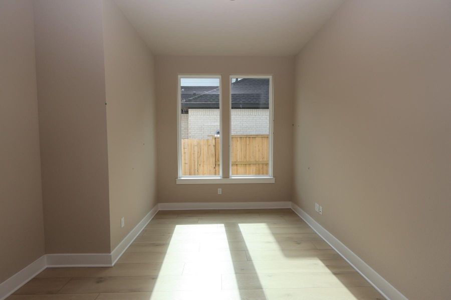 Spacious, unfurnished interior of a new home in Clopton Farms, Montgomery (Image 12).