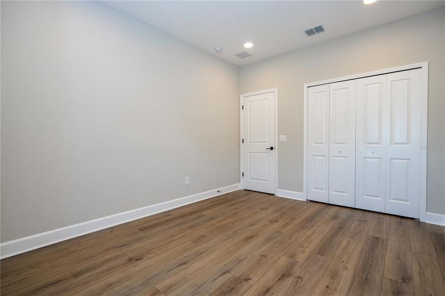 Spacious, unfurnished interior of a new home in Eden at Crossprairie, St. Cloud (Image 70).
