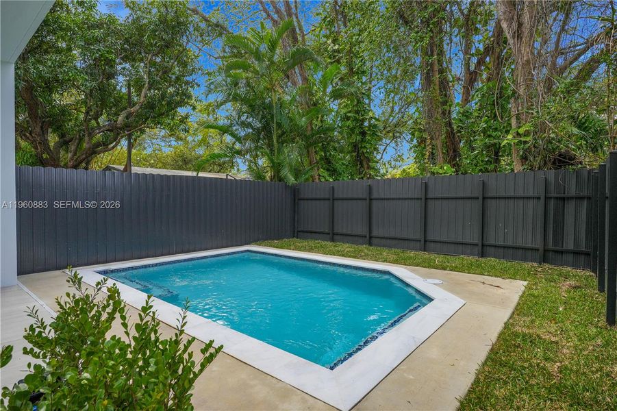 Exterior details and patio area of a home in , Miami (Image 4).