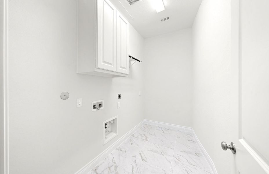 Spacious, unfurnished interior of a new home in Audubon 60', Magnolia (Image 37). Spacious, unfurnished interior of a new home in Audubon 60', Magnolia (Image 37).