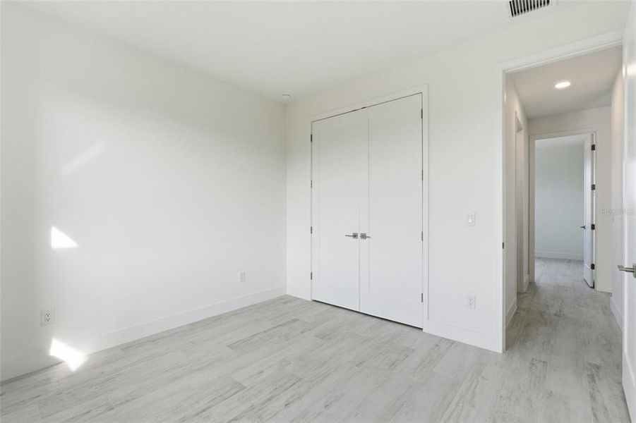 Spacious, unfurnished interior of a new home in , Port Charlotte (Image 39).