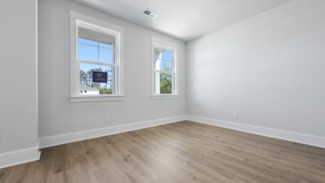 Spacious, unfurnished interior of a new home in Berkeley Bay, Ridgeville (Image 28).