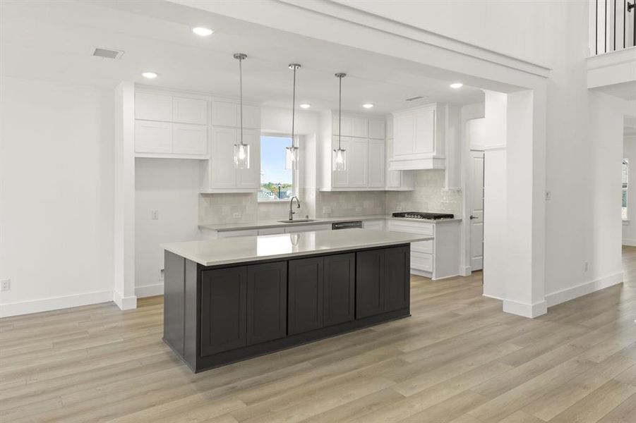 10. 1232 Eclipse - Kitchen (2) 10. 1232 Eclipse - Kitchen (2)