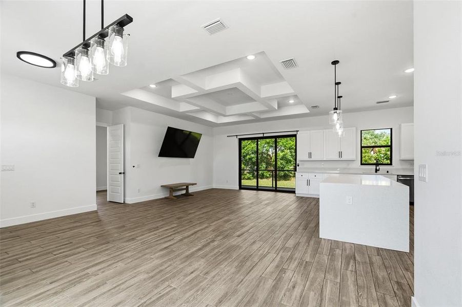 Spacious, unfurnished interior of a new home in , Port Charlotte (Image 20).