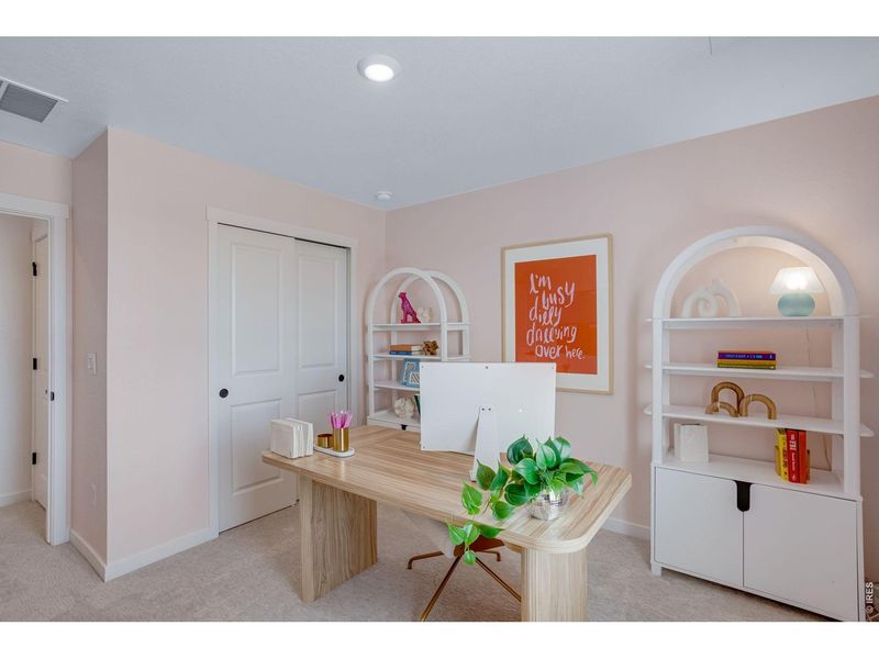 Furnished interior view inside a new home in Prairie Song, Windsor (Image 28).