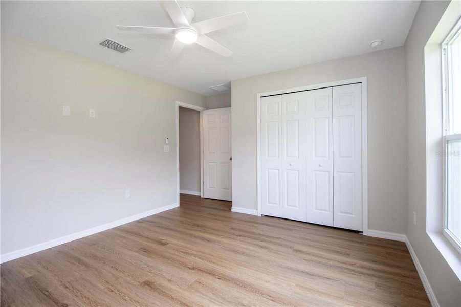 Spacious, unfurnished interior of a new home in , Spring Hill (Image 21).