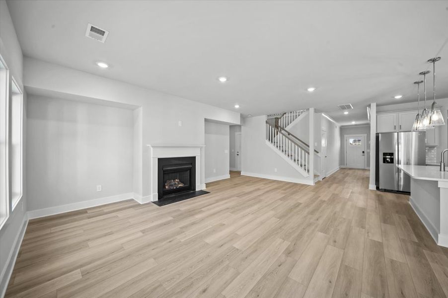 Spacious, unfurnished interior of a new home in Riverwood Farm, Piedmont (Image 19). Spacious, unfurnished interior of a new home in Riverwood Farm, Piedmont (Image 19).