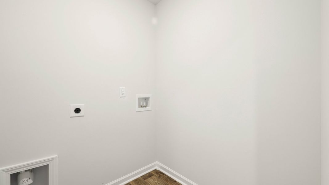 Spacious, unfurnished interior of a new home in Huggins Hill, Manning (Image 43).