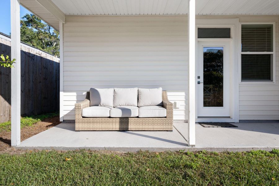 Exterior details and patio area of a home in , North Charleston (Image 3).